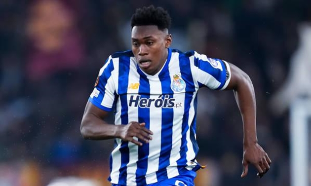 Samu Omorodion nằm trong tầm ngắm của Newcastle United.