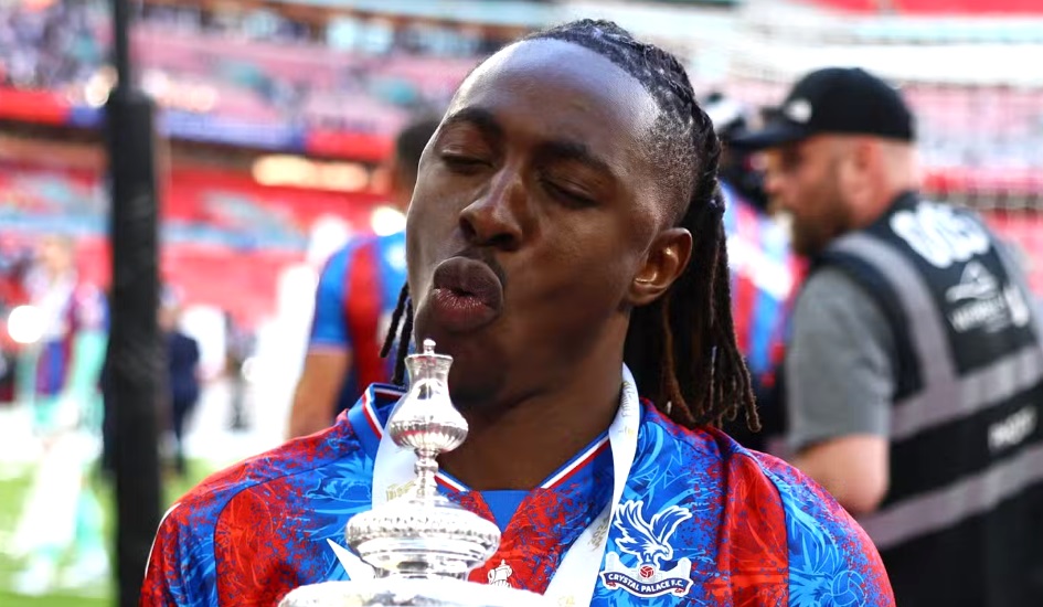 Eze được cho rất muốn đến Arsenal.