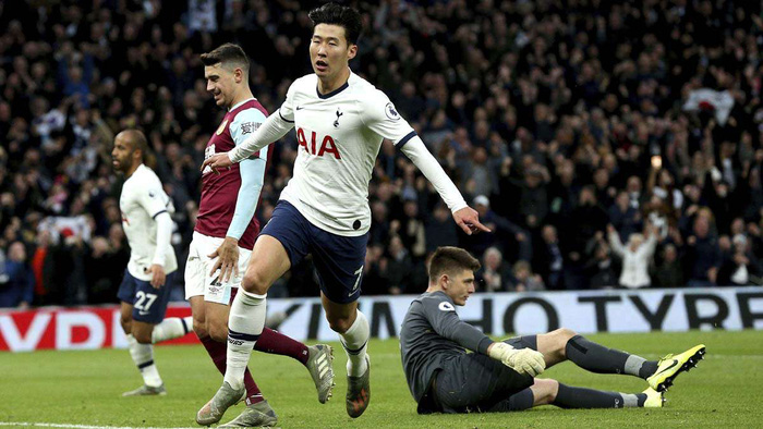 Pha solo ghi bàn giúp Son giành Puskas.