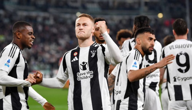 Ảnh bài viết Teun Koopmeiners đổi vai trò để cứu vãn sự nghiệp tại Juventus
