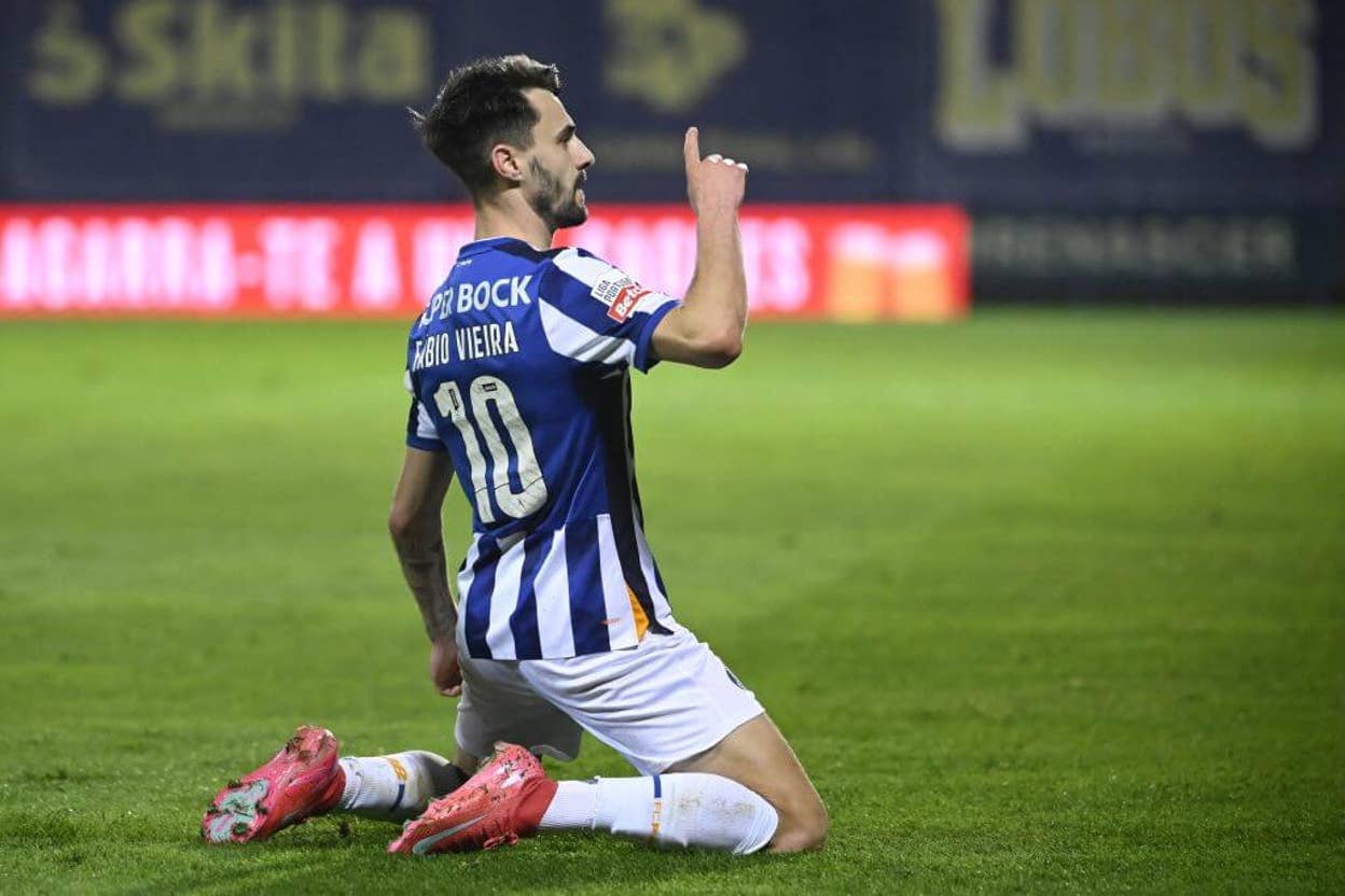 Ảnh bài viết NÓNG: Arsenal đàm phán thanh lý Fabio Vieira