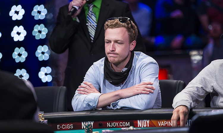 Senft giành vị trí thứ 11 tại World Series of Poker 2014.