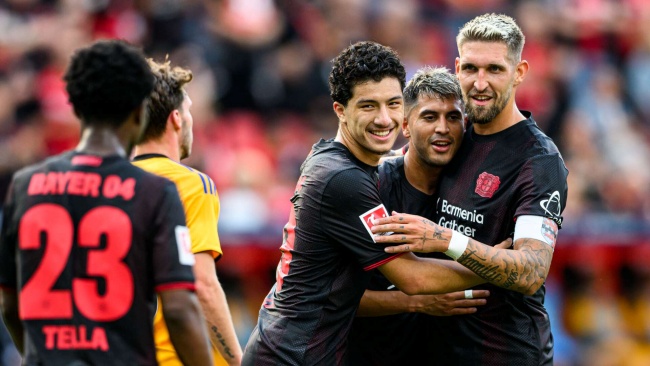 Leverkusen đánh bại Pisa 3-0.
