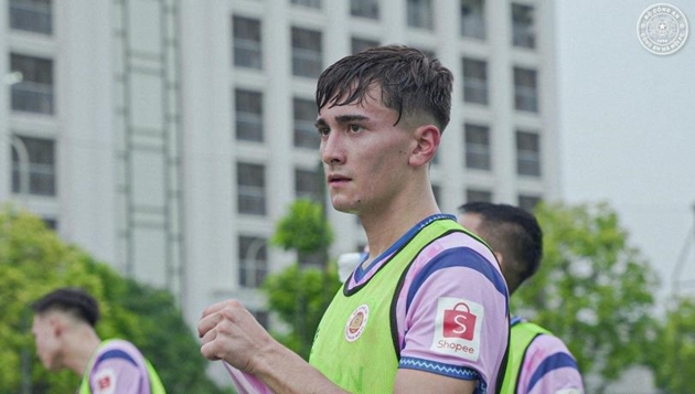 Brandon Ly đặt mục tiêu lên tuyển Việt Nam.