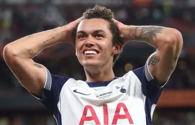 Ảnh bài viết Brennan Johnson ở Tottenham: Người hùng CK Europa League; Sẵn sàng bứt phá dưới thời Thomas Frank