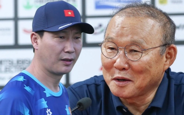 HLV Kim Sang-sik có những phát biểu đáng chú ý về ông Park.