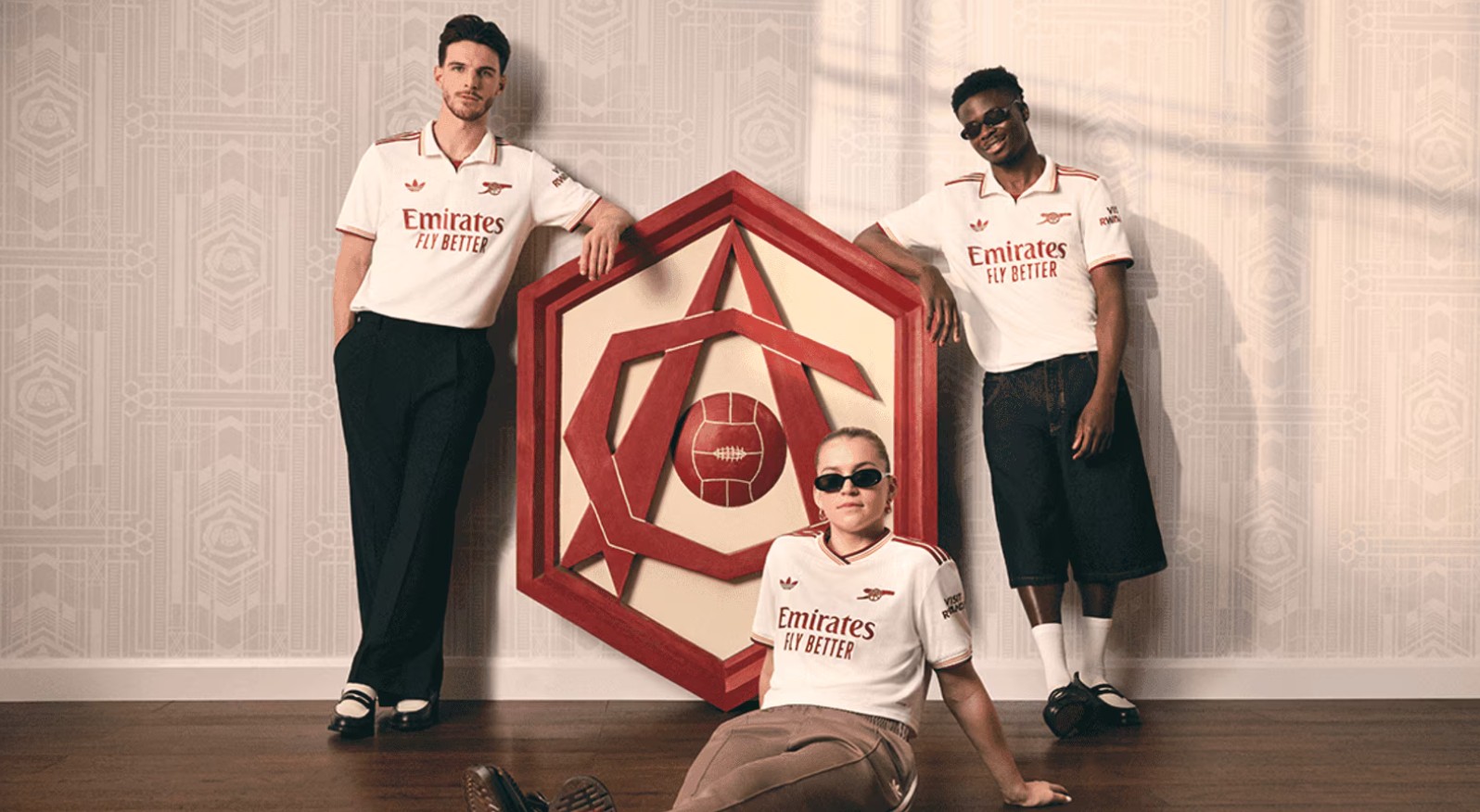 Ảnh bài viết Arsenal ra mắt mẫu áo đấu thứ 3, mang thiết kế hoài cổ