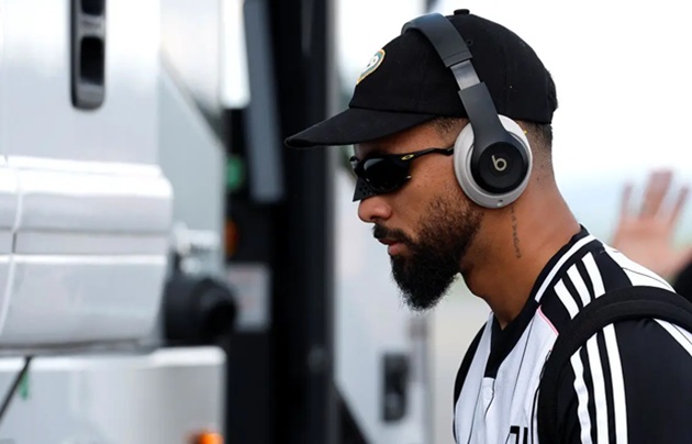 Ảnh bài viết Douglas Luiz gây khó cho Juventus, tương lai ở Ngoại hạng vẫn bỏ ngỏ