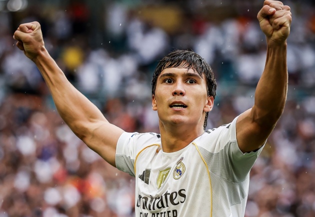 Ảnh bài viết Real Madrid “trói chân” Gonzalo Garcia, trao áo số 9 huyền thoại