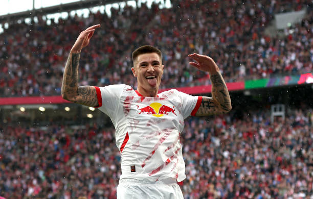 Sesko đang trên đường đến Man United.
