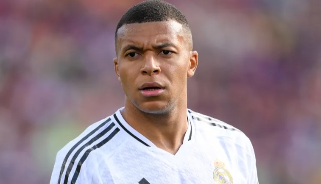 Ảnh bài viết Real Madrid độc tôn giá trị giữa "cơn bão" Ngoại hạng Anh