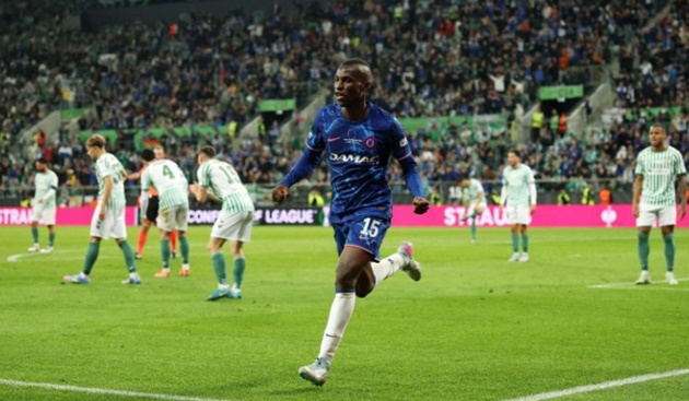 Ảnh bài viết Tottenham và Bayern tranh giành Nicolas Jackson
