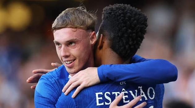 Estevao Willian có thể kết hợp ăn ý với Cole Palmer.