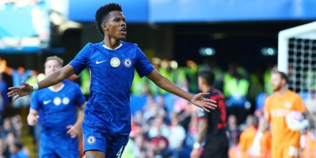 Estevao thi đấu ấn tượng.