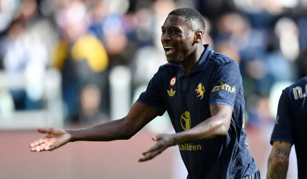 Ảnh bài viết Kolo Muani nghiêng về Juventus, Newcastle tăng tốc hỏi mua