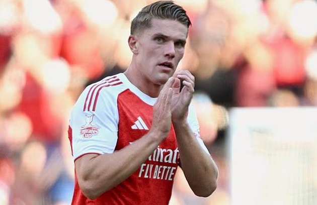 Viktor Gyokeres ghi bàn thắng đầu tiên cho Arsenal.