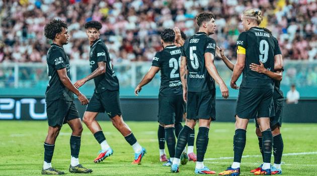 Man City cho thấy đẳng cấp khác biệt trước Napoli.