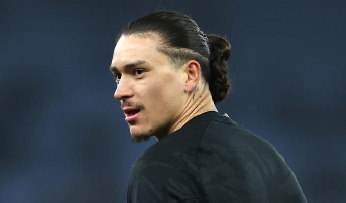 Nunez vẫn được NHM The Kop yêu mến.