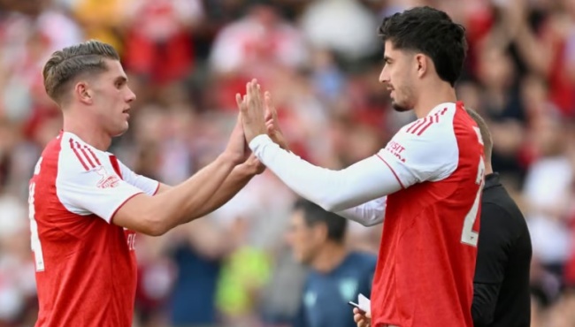 Gyokeres và Havertz thay nhau tỏa sáng.