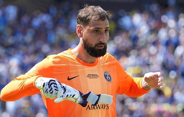 Ảnh bài viết Từ người hùng đến người thừa: Nghịch lý mang tên Donnarumma tại PSG