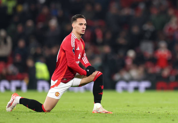 Ảnh bài viết Antony: Chìa khóa bất ngờ cho Man Utd trong thương vụ Carlos Baleba