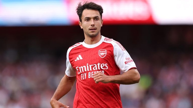 Màn trình diễn của Zubimendi được người hâm mộ Arsenal đánh giá cao.