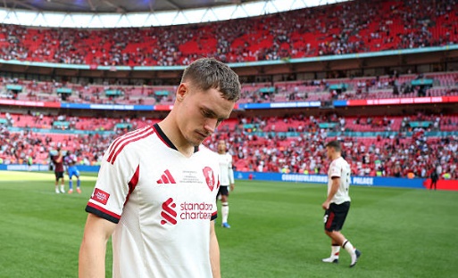 Ảnh bài viết Wirtz, Ekitike buồn bã khi hụt danh hiệu đầu tiên cùng Liverpool