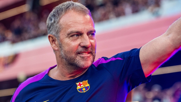 Ảnh bài viết Hansi Flick hứa giành danh hiệu và trình làng một Barca "pressing đến nghẹt thở"