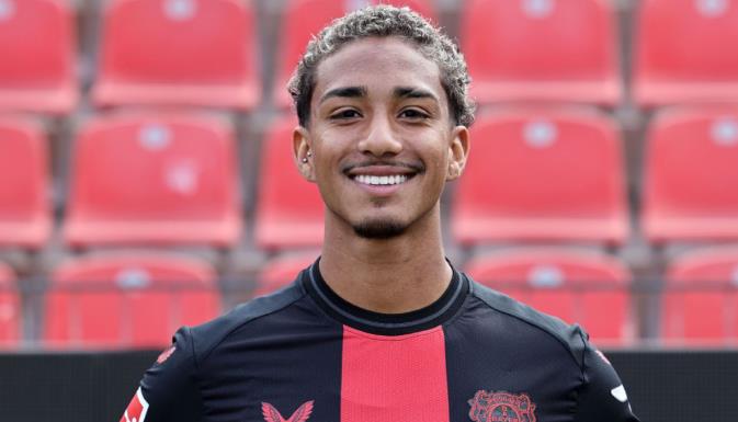 Arthur sẽ là cầu thủ chủ chốt của Bayer Leverkusen.