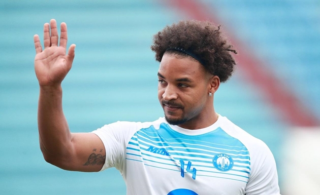 Xuân Son hiện đang tiếp tục điều trị chấn thương.