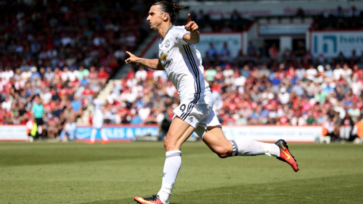 Sesko giành sự ngưỡng mộ cho ngôi sao Ibrahimovic
