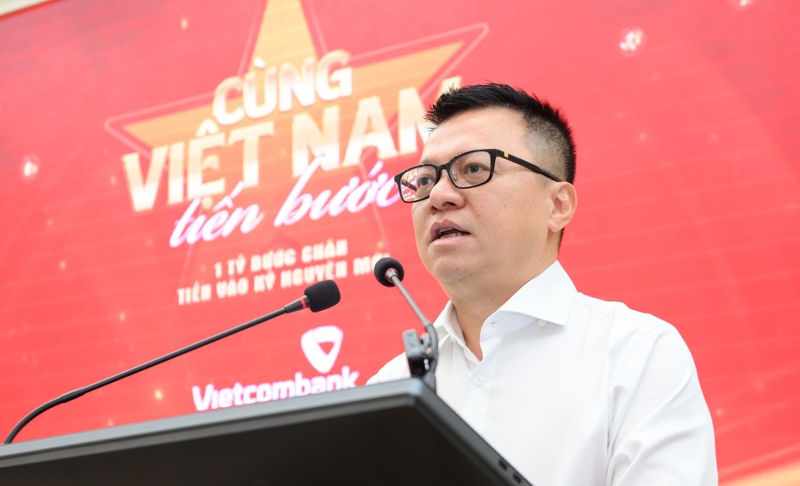Ông Lê Quốc Minh, Ủy viên Trung ương Đảng, Tổng Biên tập Báo Nhân Dân, Phó Trưởng Ban Tuyên giáo và Dân vận Trung ương, Chủ tịch Hội Nhà báo Việt Nam phát biểu tại họp báo.