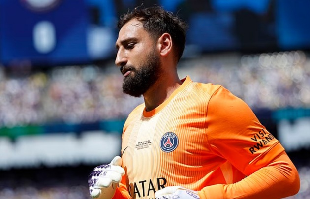 Thủ môn Donnarumma bị PSG loại khỏi kế hoạch và khả năng cao sắp ra đi.