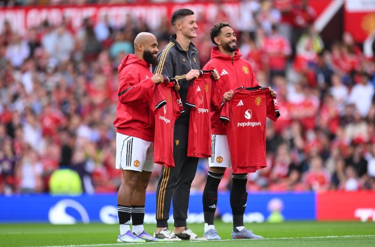 Ảnh bài viết Wes Brown nêu tên 2 cầu thủ sẽ giúp Benjamin Sesko thăng hoa ở MU