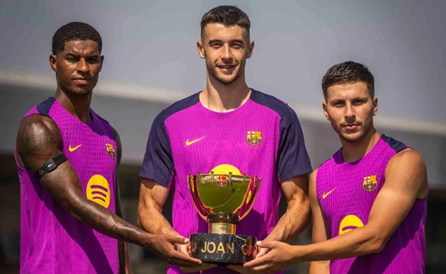 Ảnh bài viết Loạt tân binh Barca ghi điểm trong mắt Hansi Flick