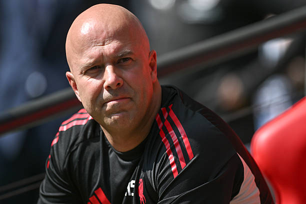 Slot sẽ tung đội hình nào ra sân?