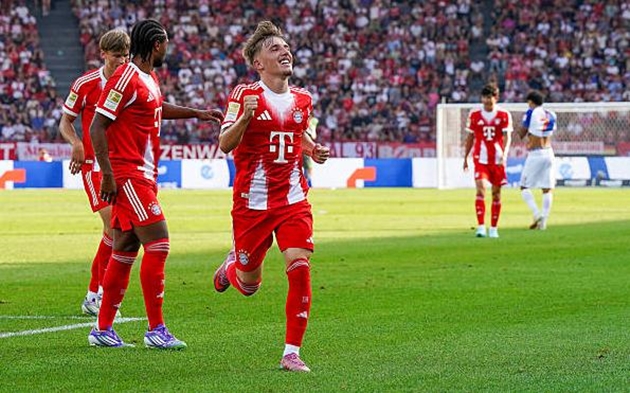 Bayern Munich thắng nhọc nhằn Grasshoppers.