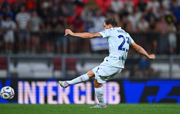 Inter giành chiến thắng sau loạt luân lưu cân não.