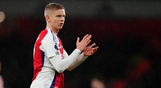 Zinchenko trong màu áo Arsenal.