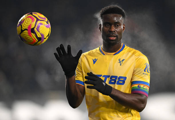 Liverpool nhắm Guehi để cải thiện vị trí trung vệ.