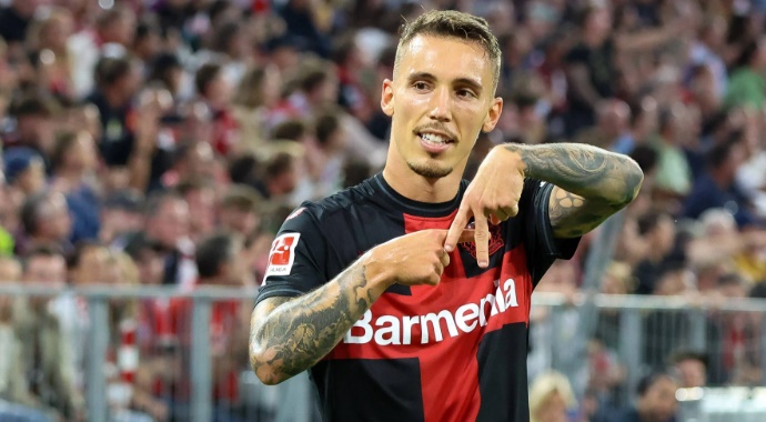 Grimaldo cũng là cái tên quan trọng trong đội hình Leverkusen. 
