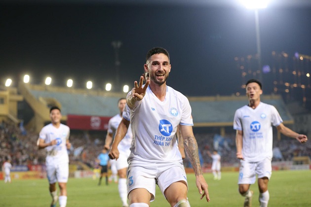 Kevin rất muốn khoác áo tuyển Việt Nam.