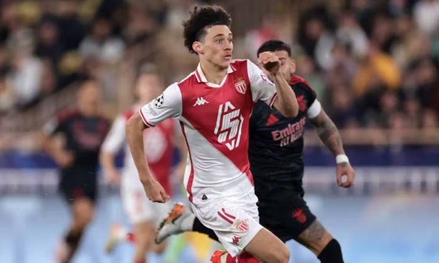 Akliouche nằm trong tầm ngắm của Man City. 