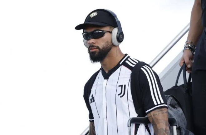 Luiz lọt tầm ngắm Nottingham.