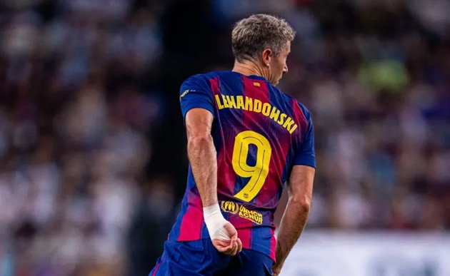 Ảnh bài viết Lewandowski bỏ ngỏ trận mở màn La Liga vì chấn thương đùi