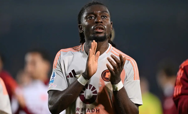 Roma sẽ nhận tiền lời đáng kể nếu bán Kone cho Inter