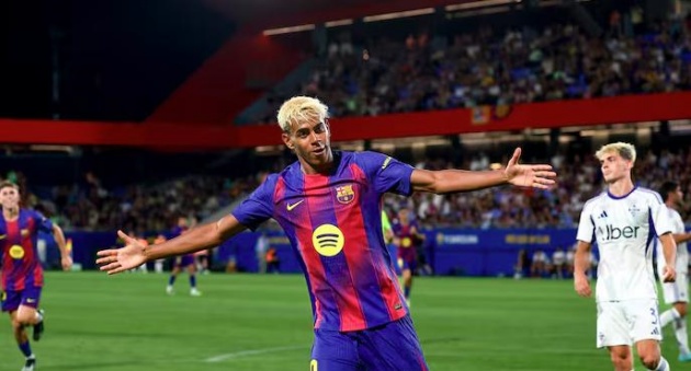 Barca vẫn là ứng cử viên sáng giá cho ngôi vương.