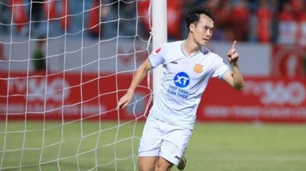 Ảnh bài viết Văn Toàn quyết tâm trở lại sân cỏ đầu năm 2026