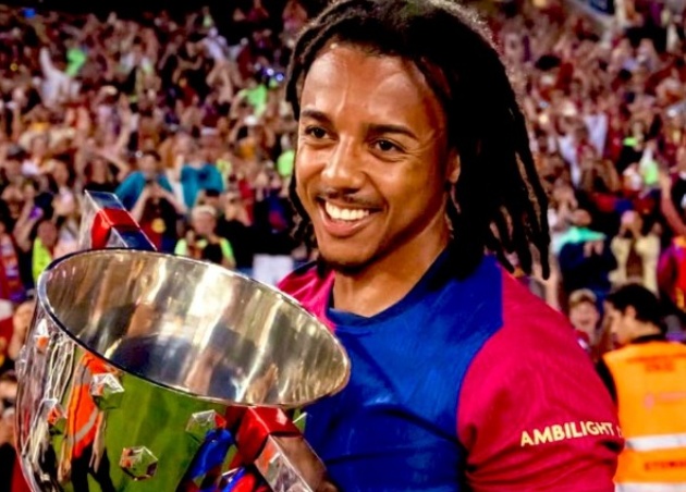 Ảnh bài viết CHÍNH THỨC! Jules Kounde gia hạn hợp đồng với Barca