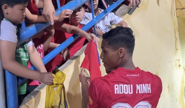 Ảnh bài viết Minh Adou ra mắt Công an Hà Nội, để lại dấu ấn ở V.League
